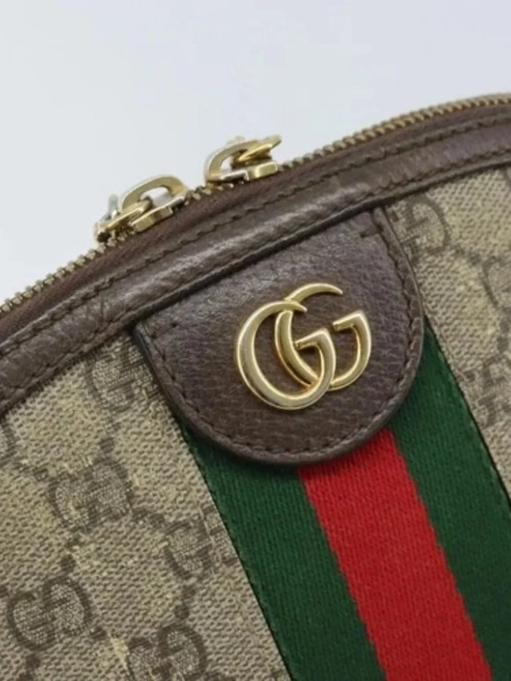 Gucci brand	gucci color	beige